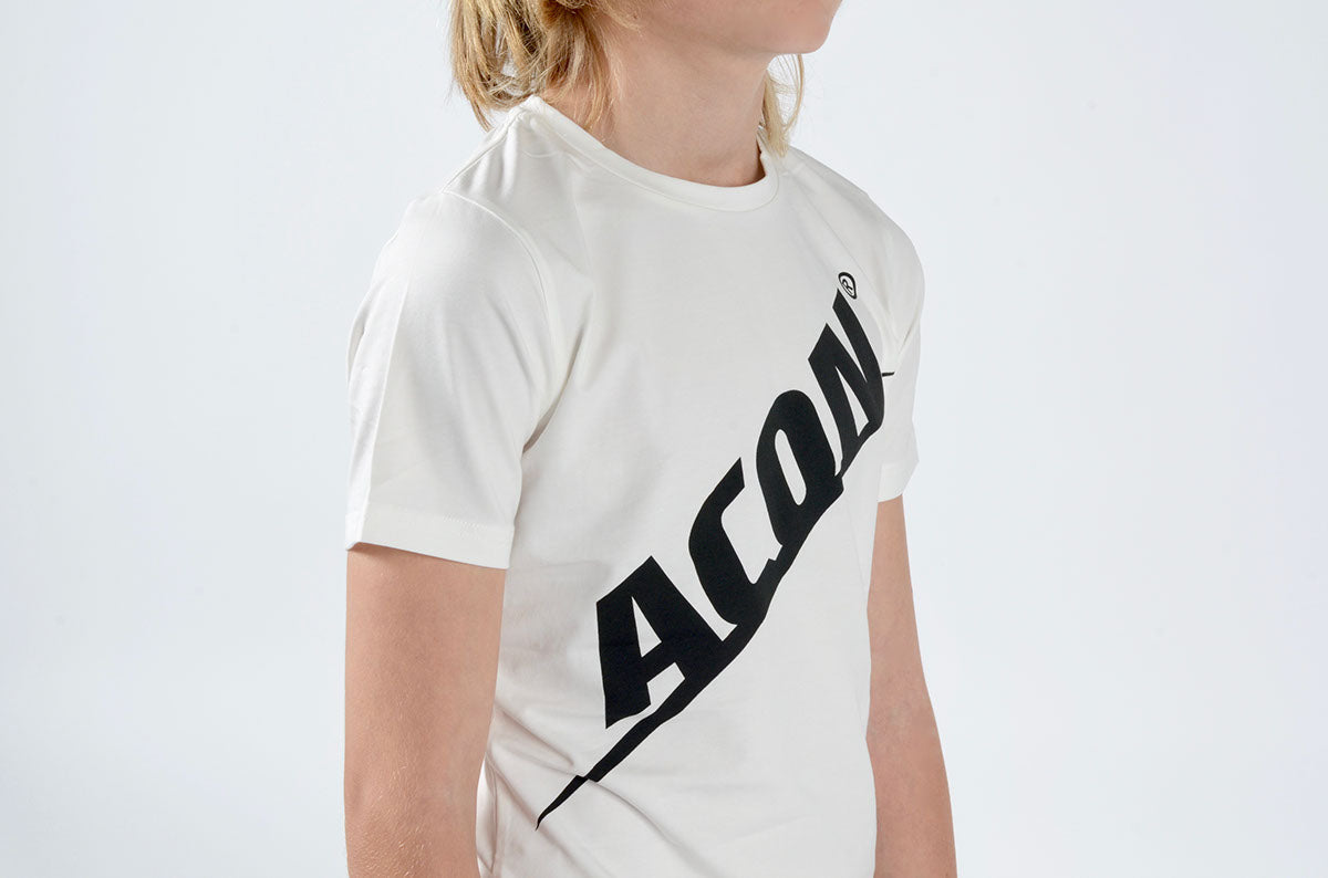 ACON T-shirt Regular, vit - närbild